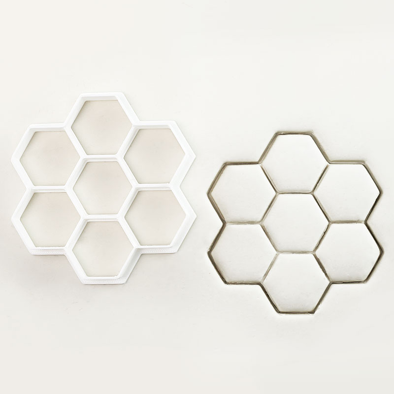 4 Pcs Bee Themed Cookie Cutter - огляд і ціна Model Kit For Beginners
