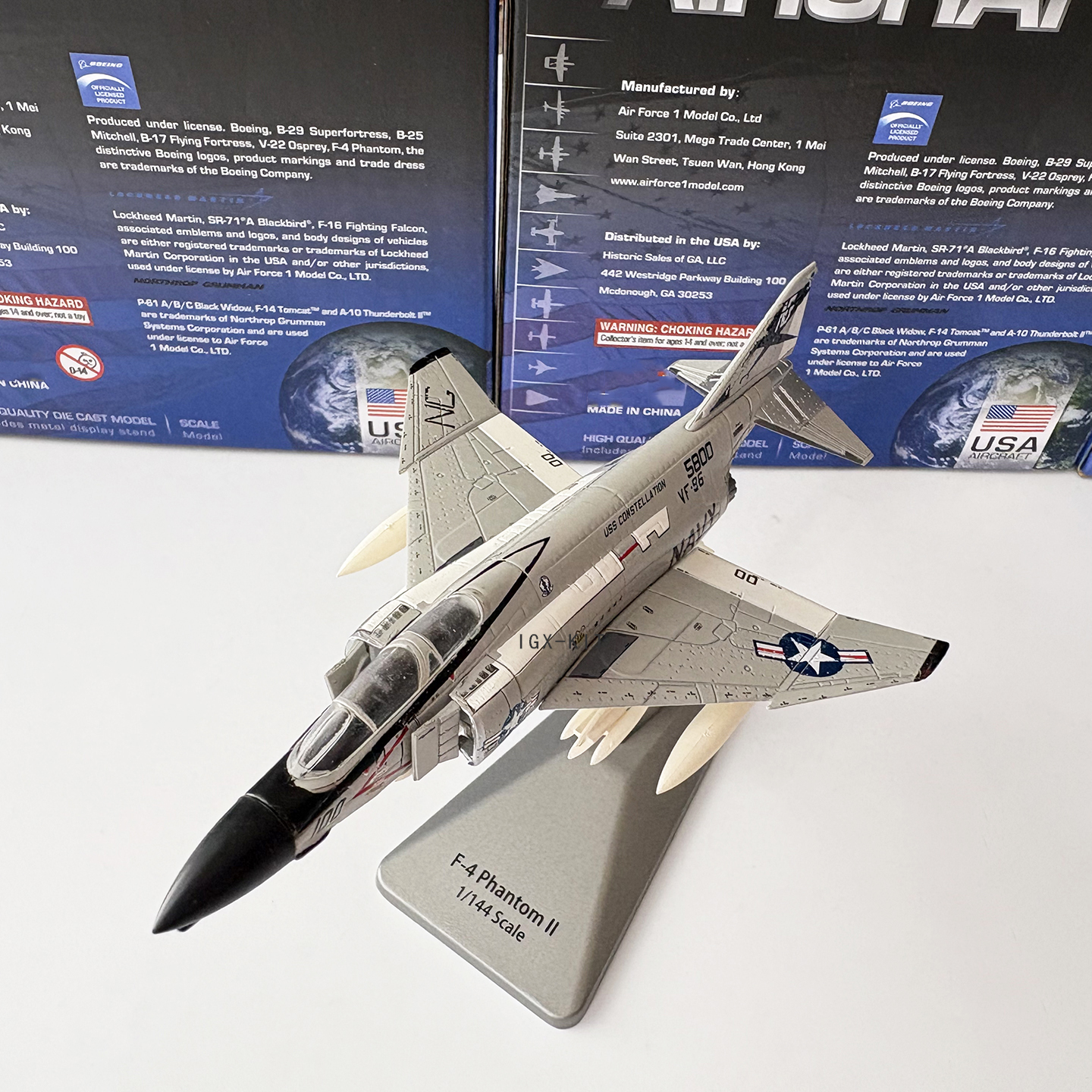 1/144 Scale US F-4 Phantom II  - огляд і ціна Model Kit Store
