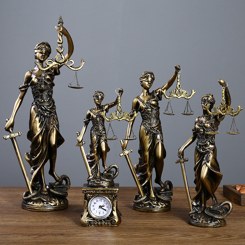 Themis Goddess of Justice Stat - огляд і ціна Model Kit Judge