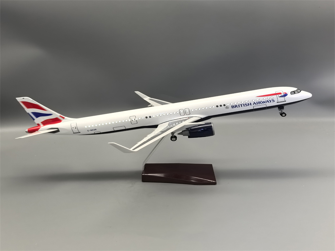 Airplane Resin 1/100 Scale 321 - огляд і ціна Model Kit Store