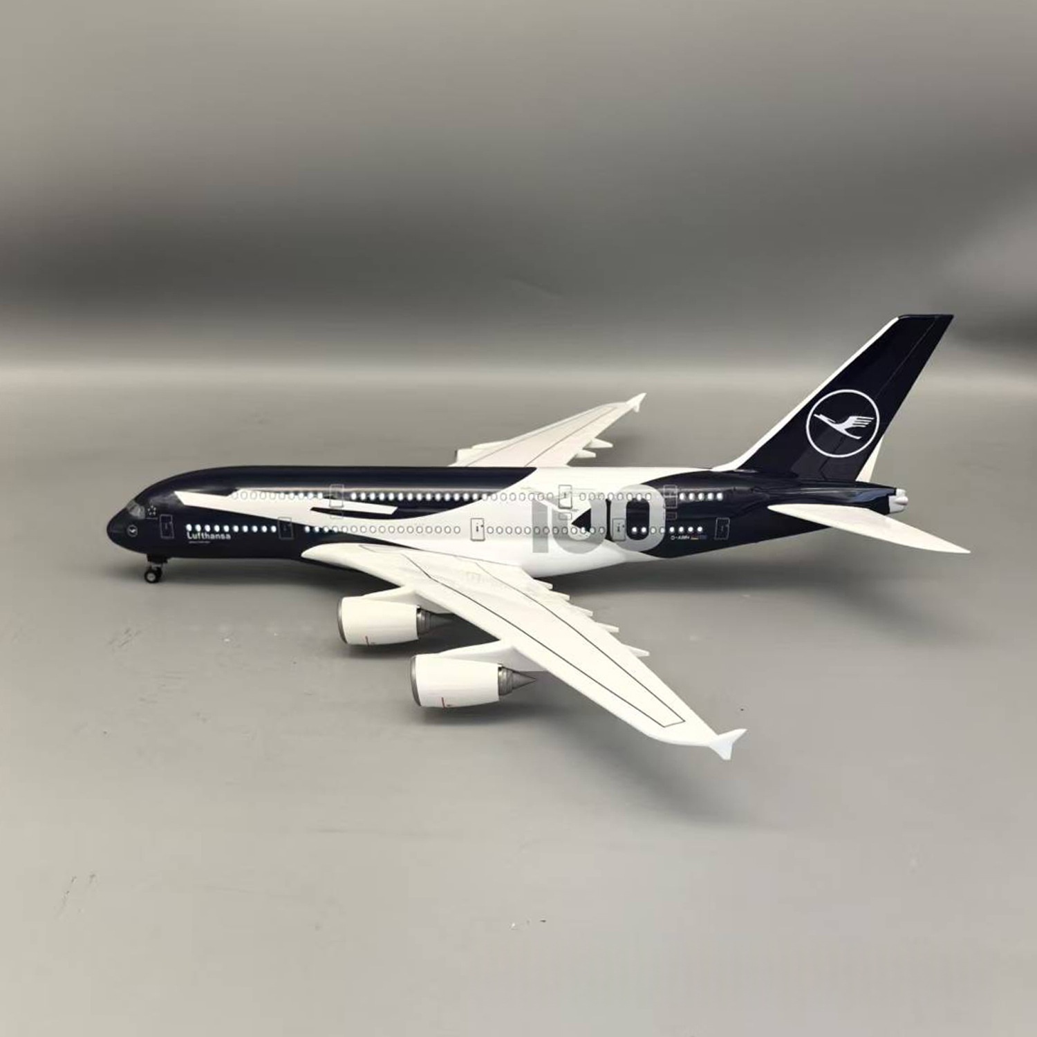 New 45cm Lufthansa A380 100 Ye - огляд і ціна Model Kit Store