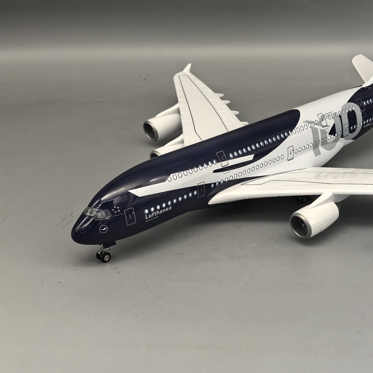 New 45cm Lufthansa A380 100 Ye - огляд і ціна Model Kit Store