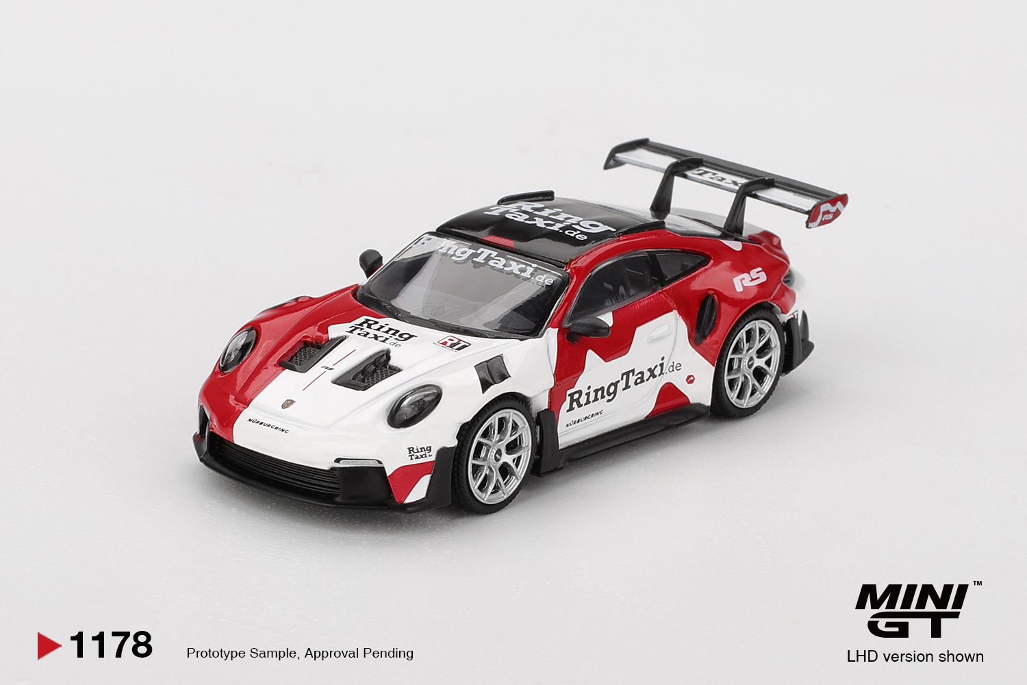 MINIGT 1/64 Porsche 911 (992)  - огляд і ціна Model Kit Porsche 911
