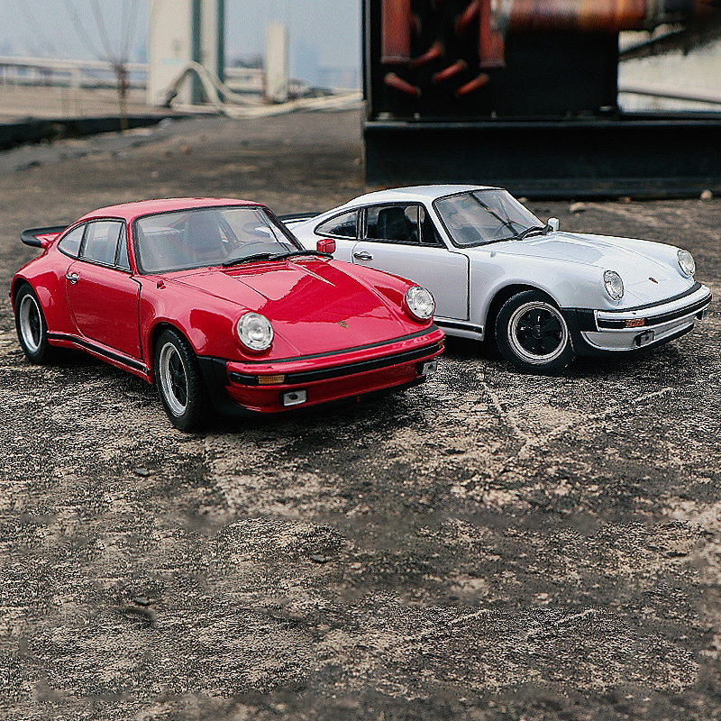 WELLY 1:24 Porsche 911 Turbo 3 - огляд і ціна Model Kit Porsche 911