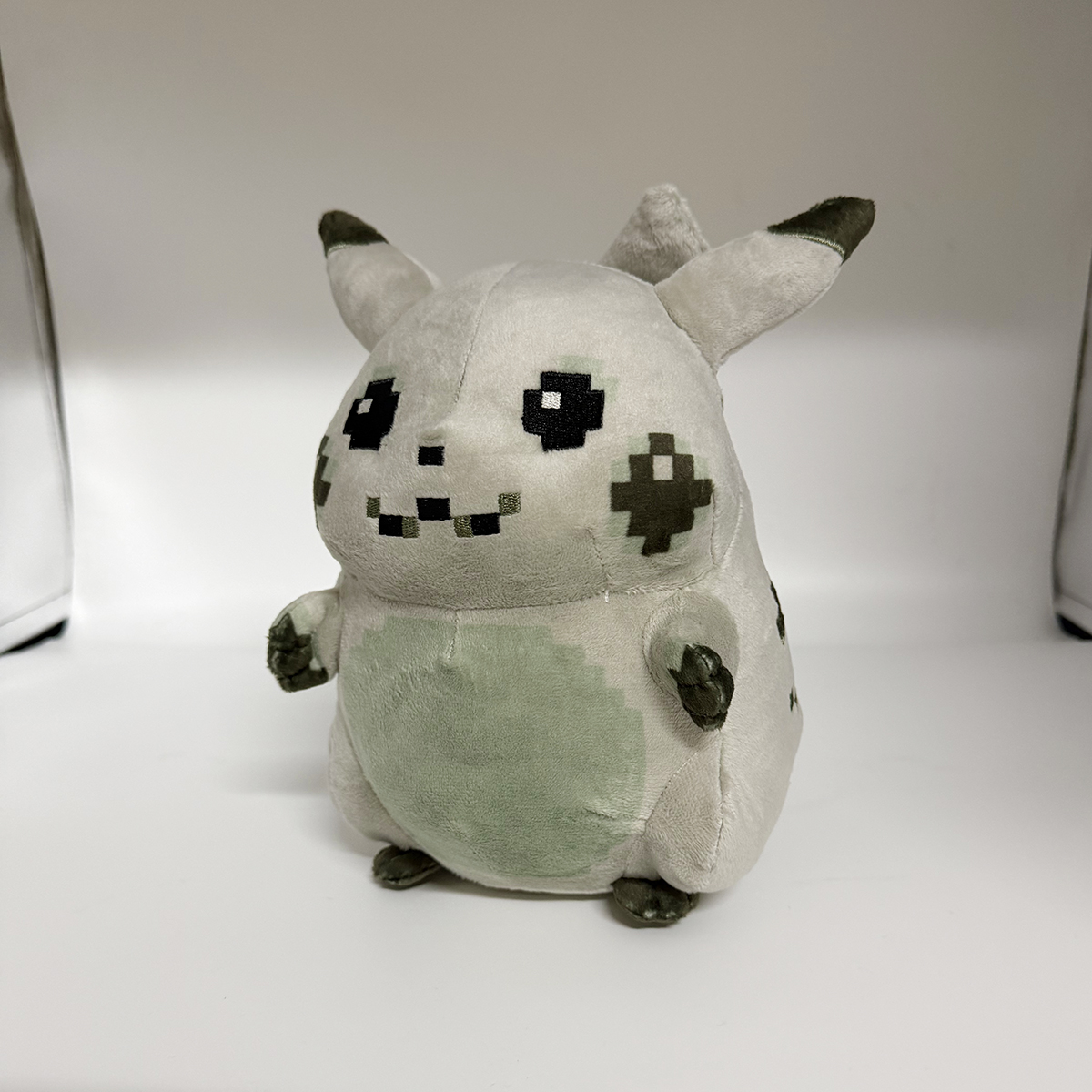 Pokemon Peluche Elf Eevee Pelu - огляд і ціна Model Kit Eevee