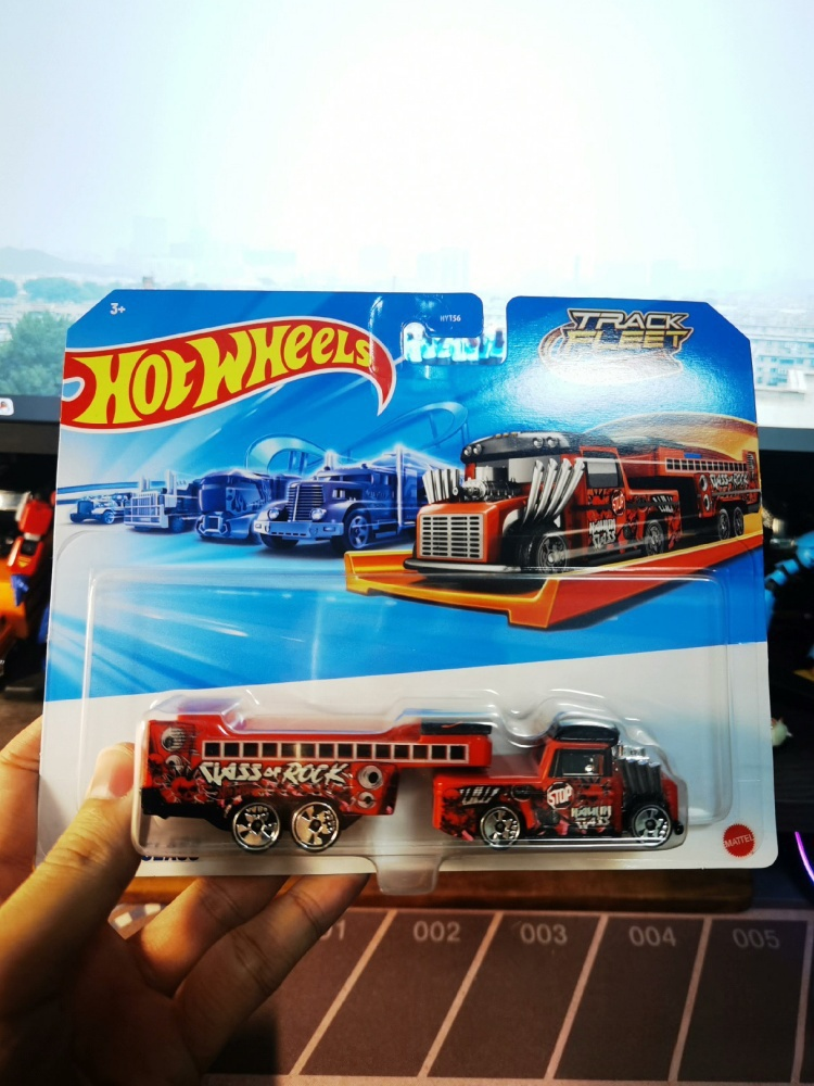 Hot Wheels Track Fleet Transfo - огляд і ціна Model Kit Porsche 911